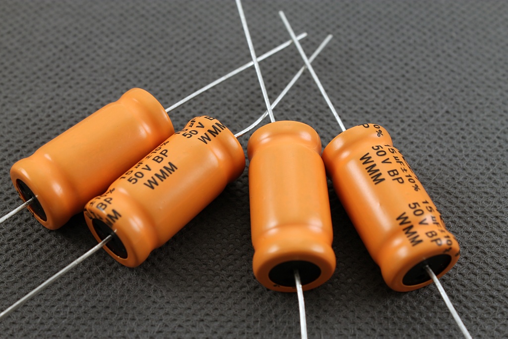 WEET WMM 15uF 50V Audio Grade Aluminum Electrolytic Capacitors