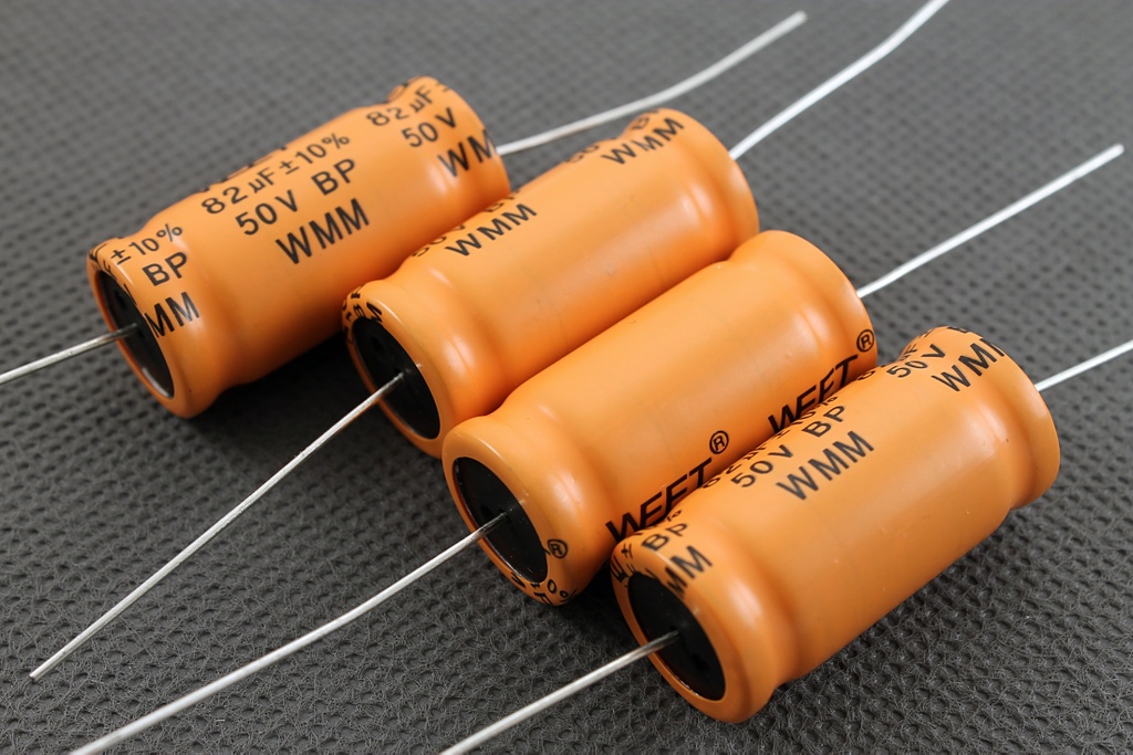 WEET WMM 82uF 50V Visaton Bipolar Elco Speaker Capacitor