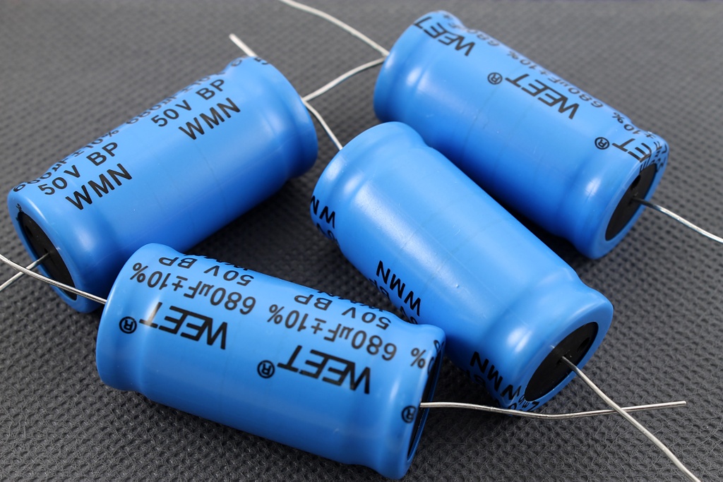 WEET WMN 680uF 50V 63V 100V Axial Radial Electrolytic Capacitors